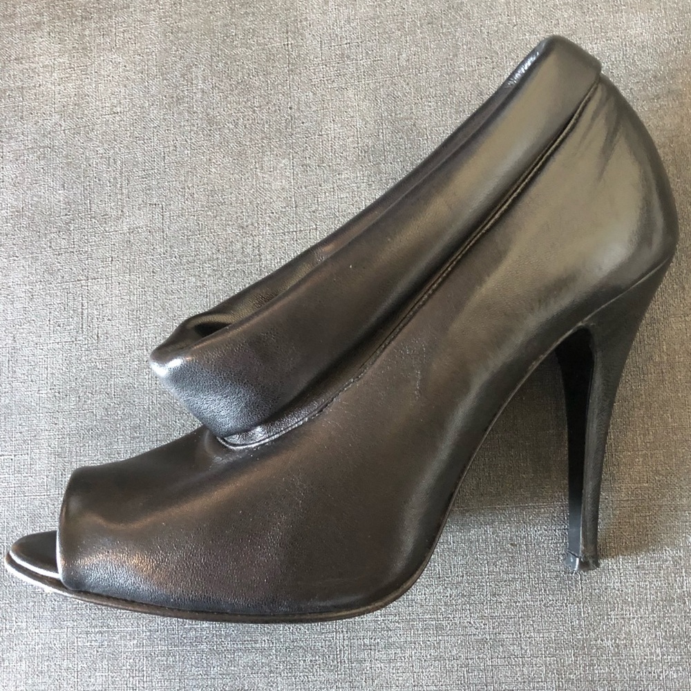 Vera Wang Black Leather Peep Toe Booties Size 8